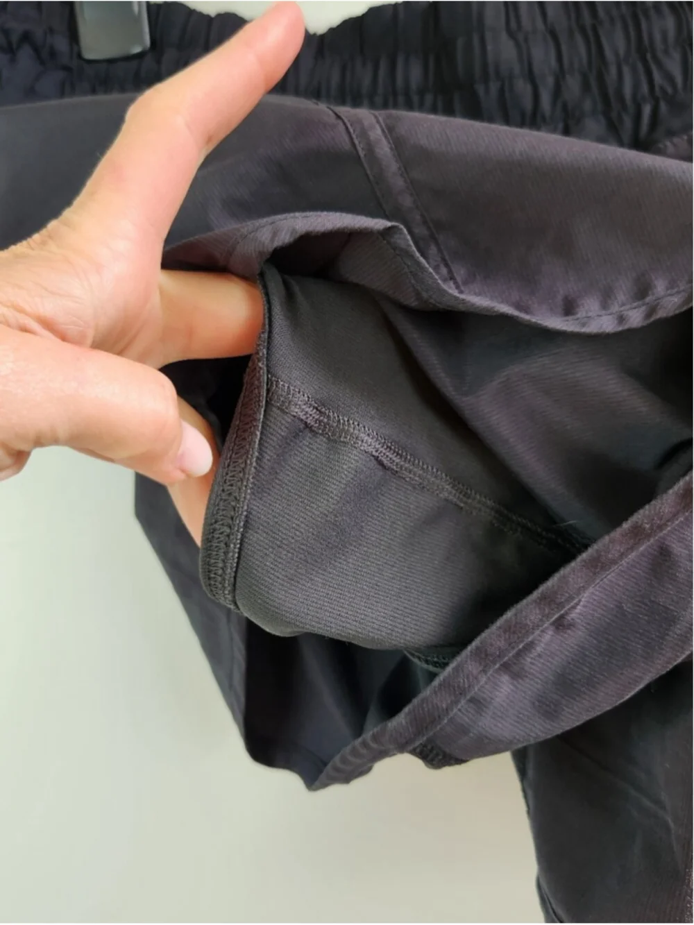 Lululemon Run Track Attack Black Low Rise Running Athletic Gym Shorts Size 10